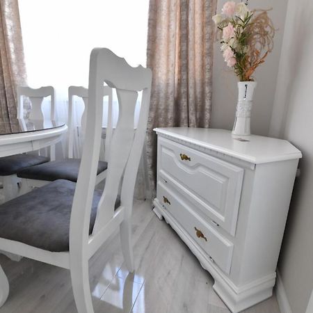 Family Apartman Bijeljina Eksteriør bilde